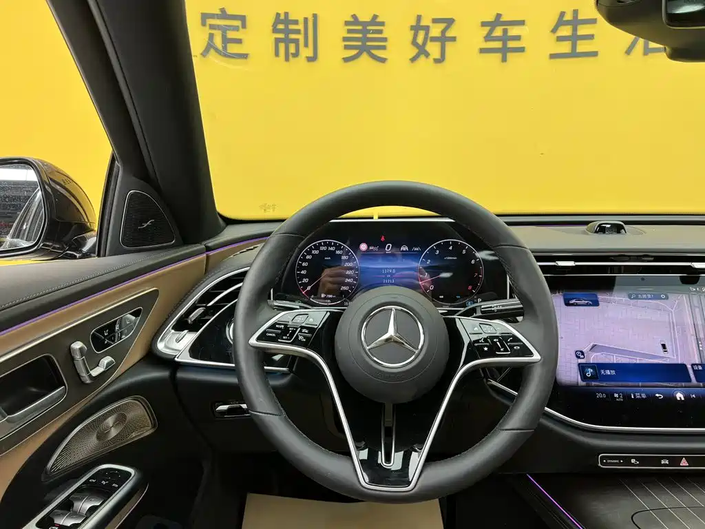 Mercedes-Benz E-Class — миниатюра 38