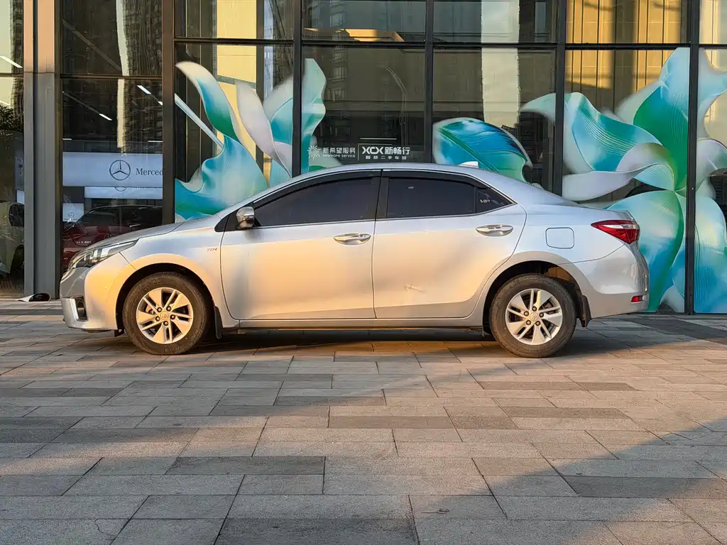 Toyota Corolla — миниатюра 4