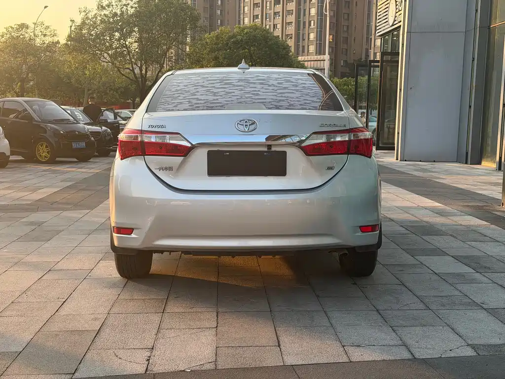 Toyota Corolla — миниатюра 5