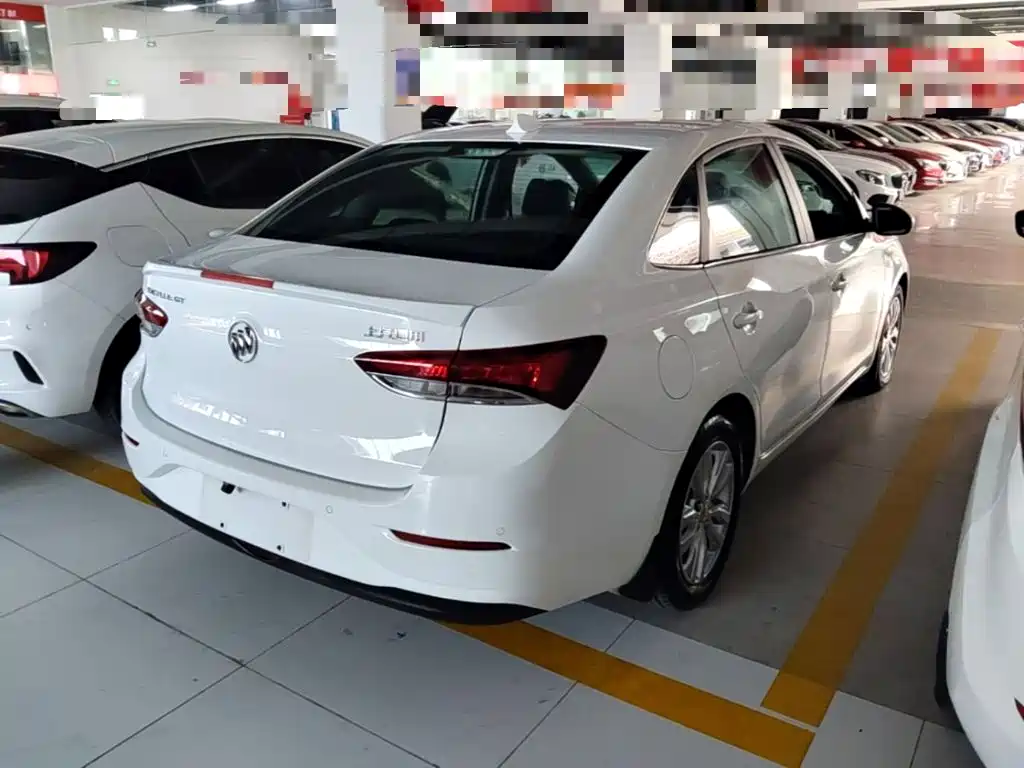 Buick Excelle — миниатюра 7