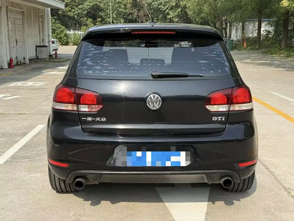 Volkswagen Golf GTI — миниатюра 8