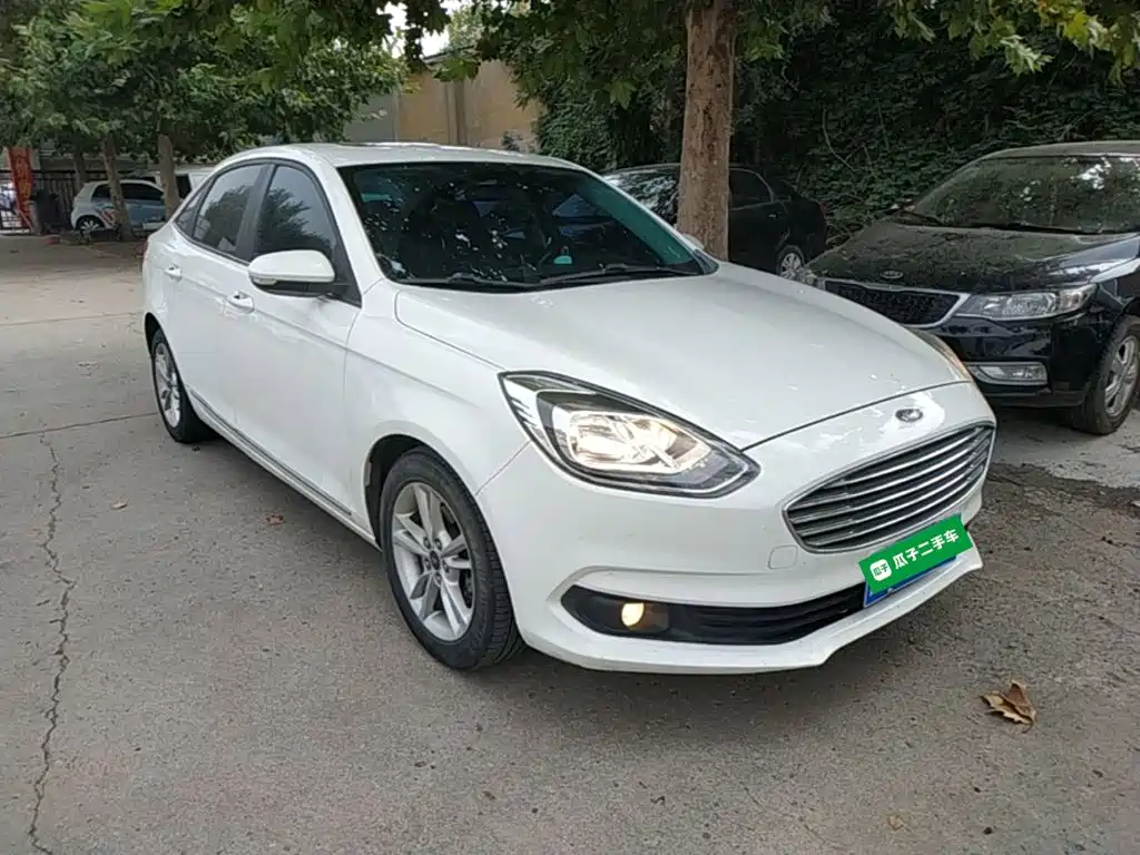 Ford Escort — миниатюра 4