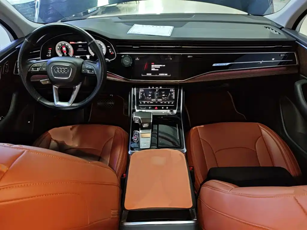 Audi Q7 — миниатюра 10