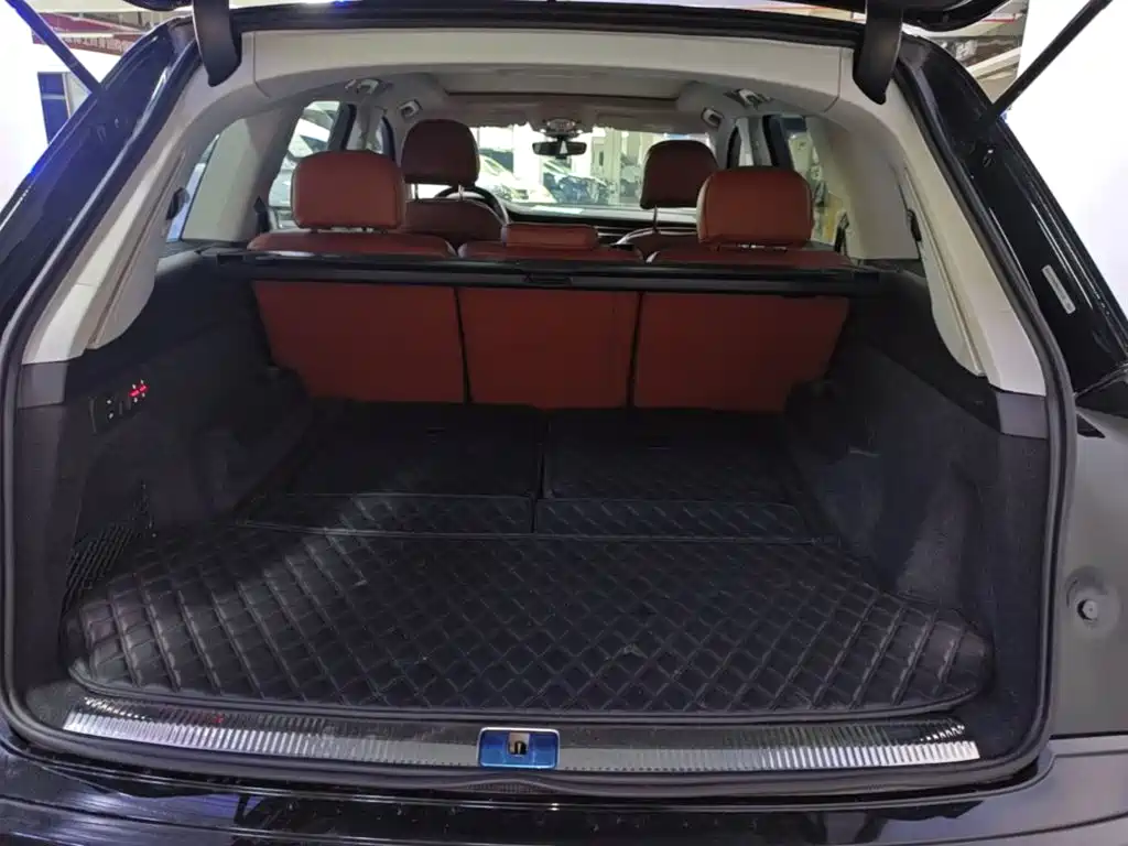 Audi Q7 — миниатюра 19