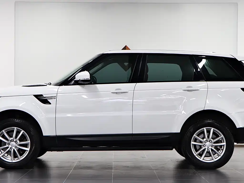 Land Rover Range Rover Sport 2016 3.0 SDV6 HSE DYNAMIC