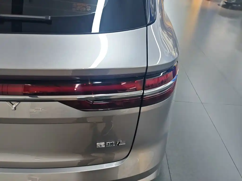 Geely Xingyue L — миниатюра 8