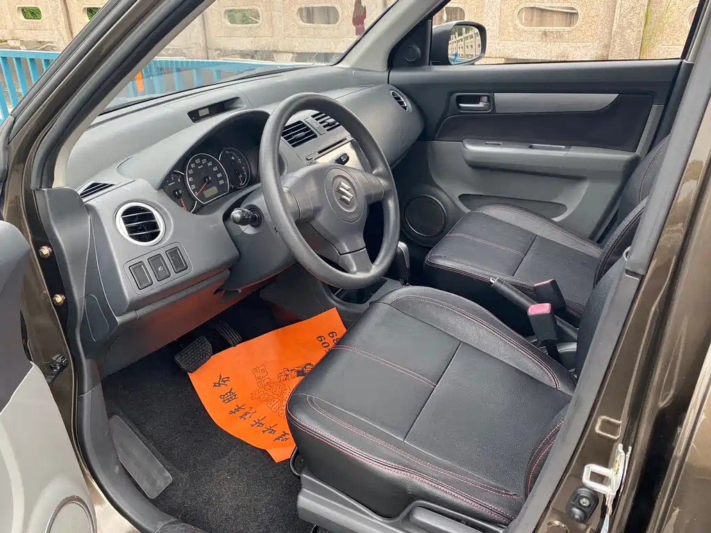 Suzuki Swift — миниатюра 5