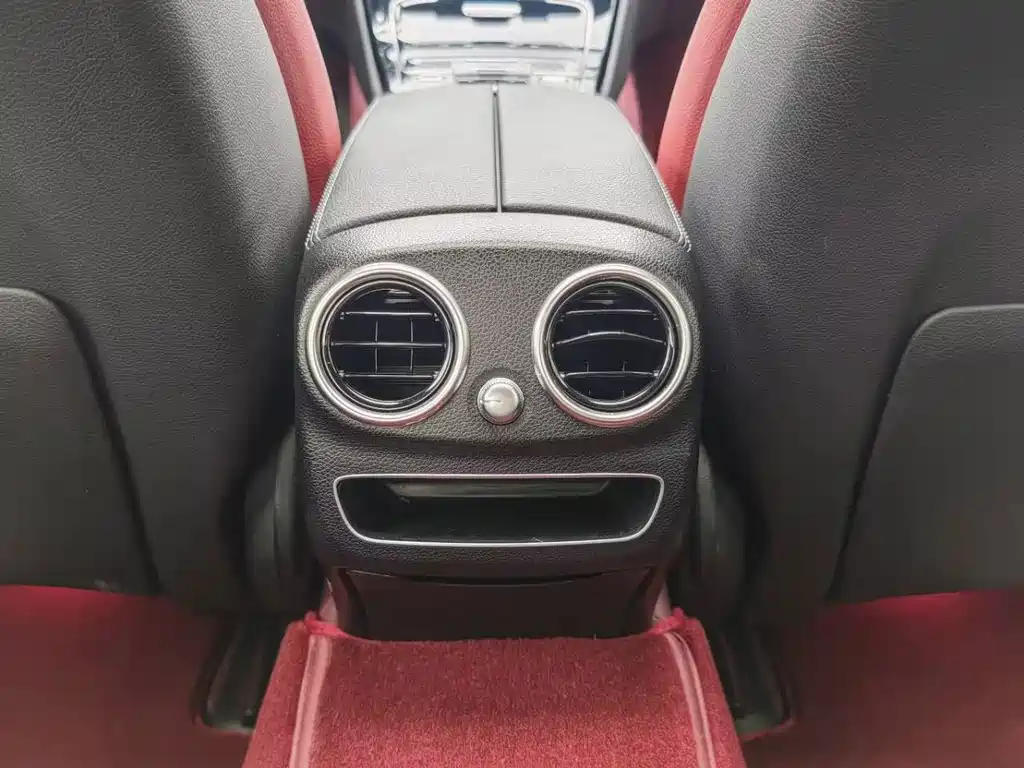 Mercedes-Benz C-Class — миниатюра 19