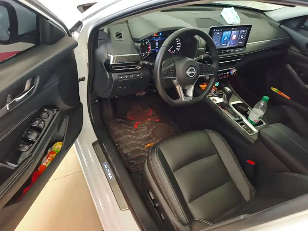 Nissan Teana — миниатюра 16