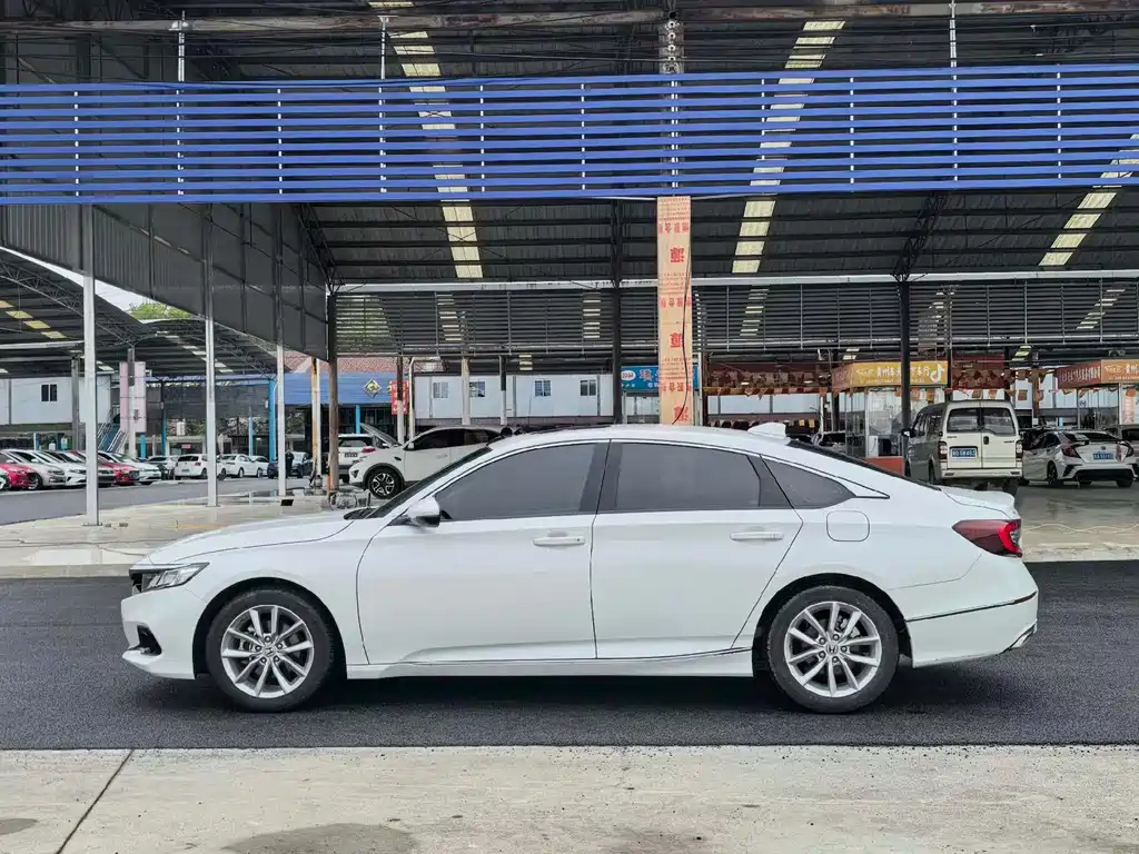 Honda Accord — миниатюра 3