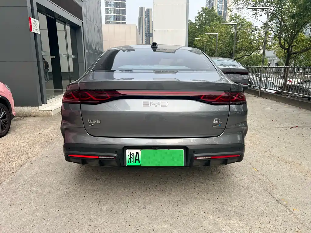 BYD Qin L — миниатюра 8