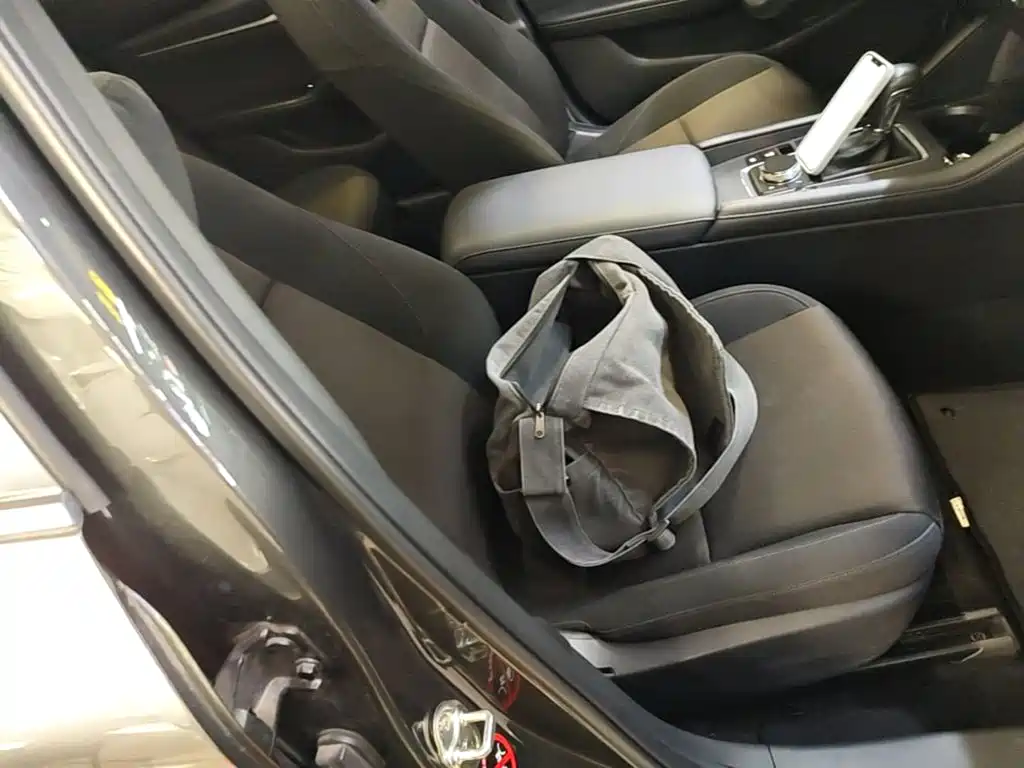 Mazda 3 Axela — миниатюра 25