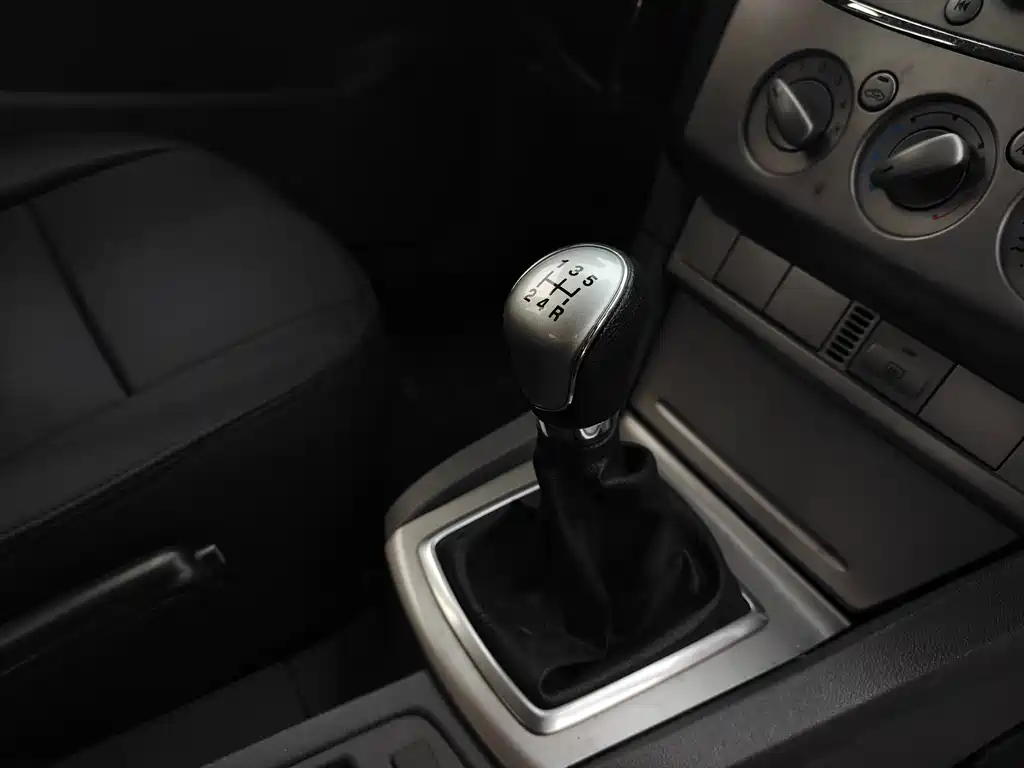 Ford Focus — миниатюра 26