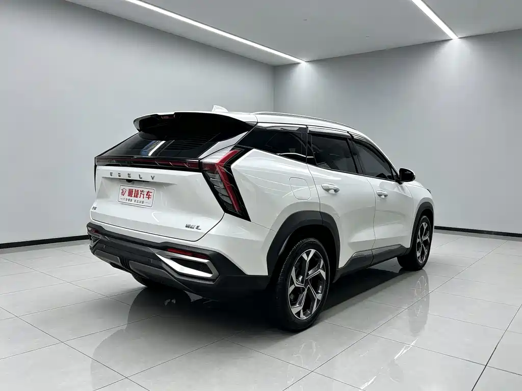 Geely Boyue L — миниатюра 12