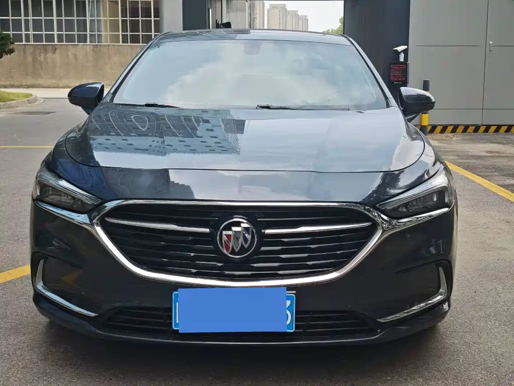 Buick LaCrosse — миниатюра 2