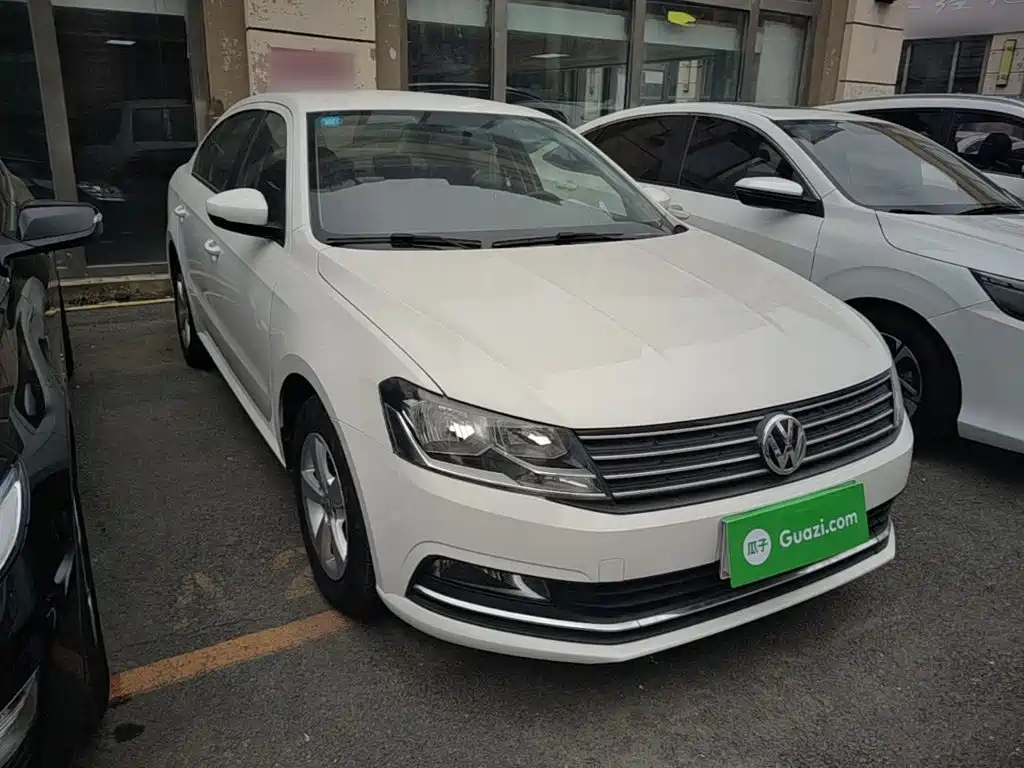 Volkswagen Lavida — миниатюра 4