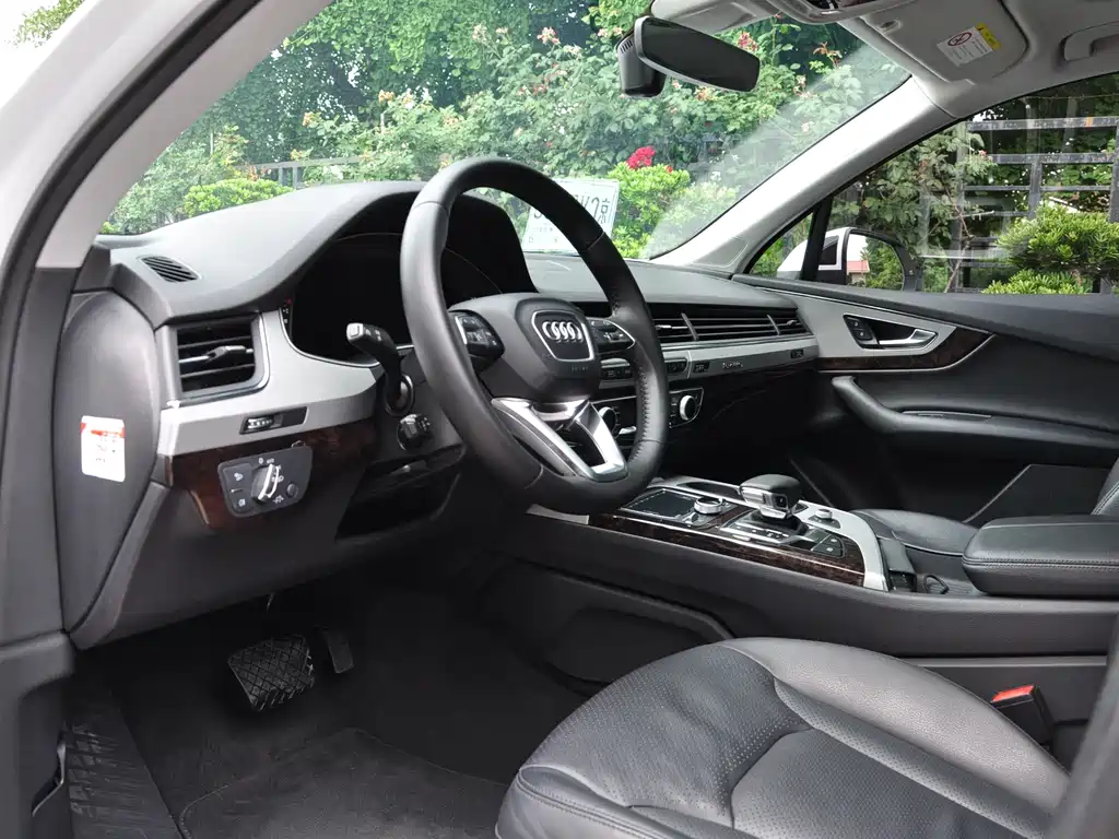 Audi Q7 2018 45 TFSI S line Sport