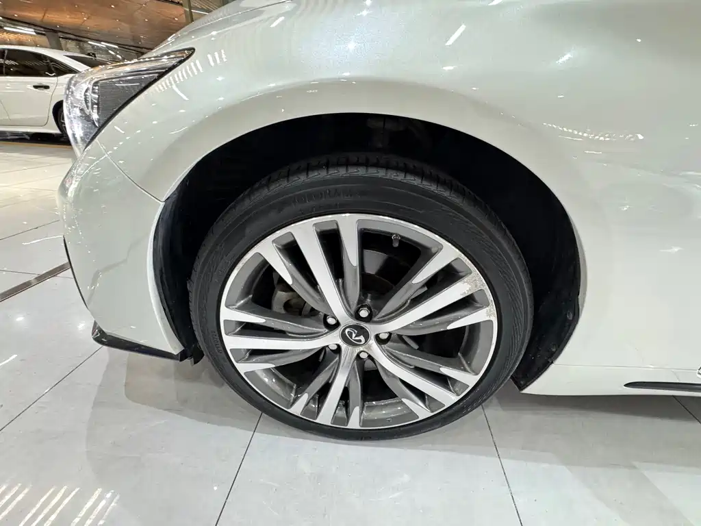 Infiniti Q50L — миниатюра 25
