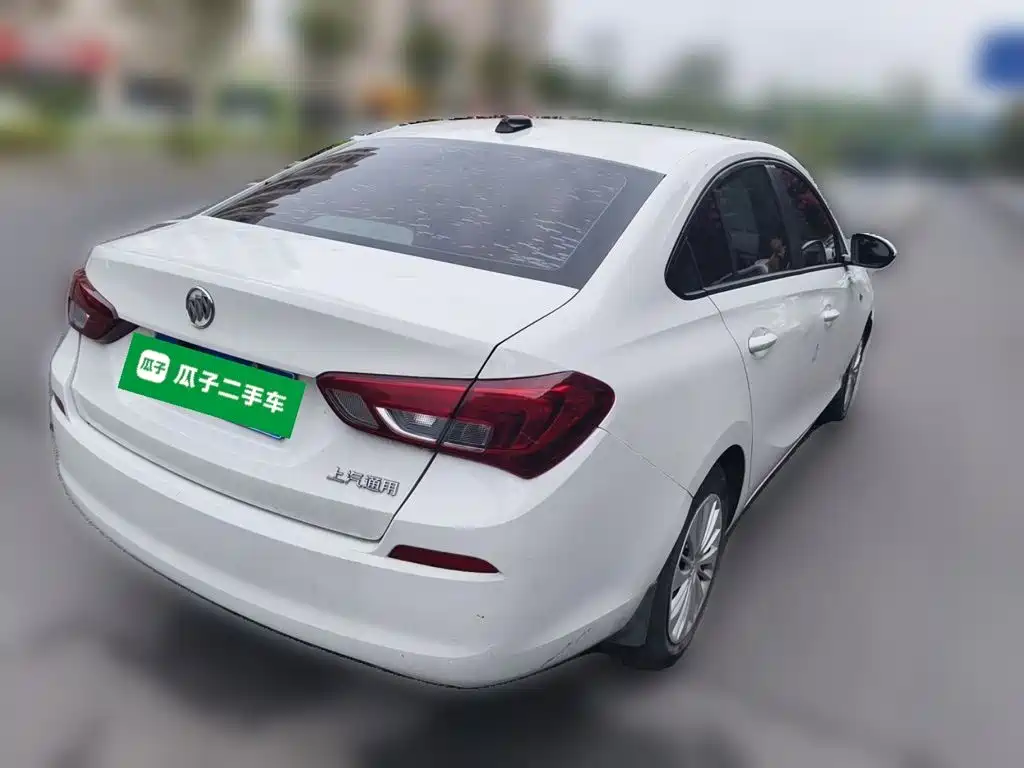 Buick Excelle — миниатюра 5