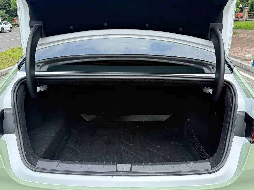 BYD Qin PLUS — миниатюра 17