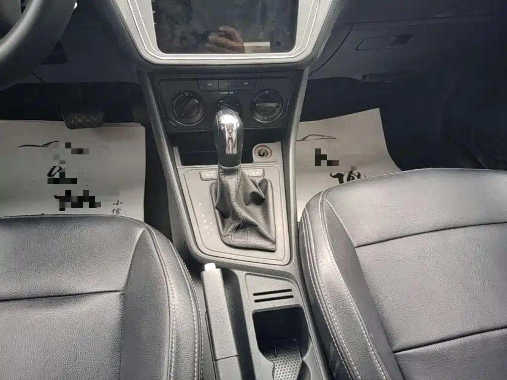 Volkswagen Lavida — миниатюра 14