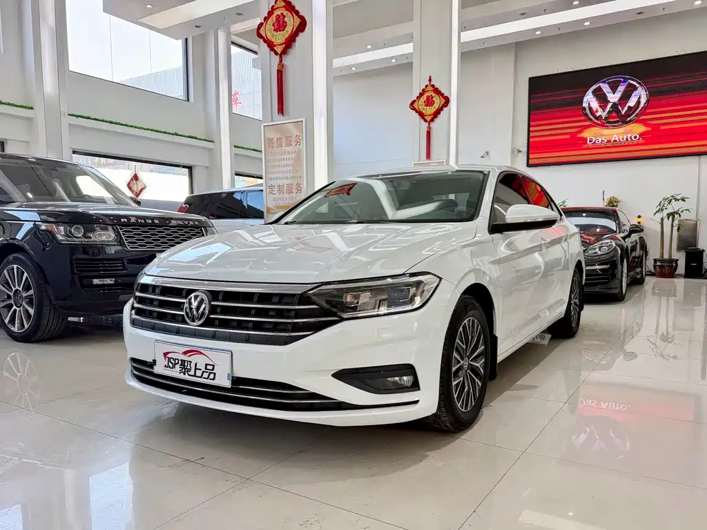 Volkswagen Sagitar 2019