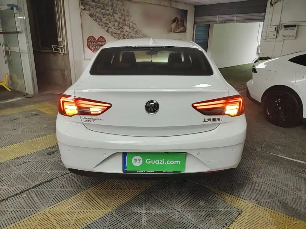 Buick Regal — миниатюра 6