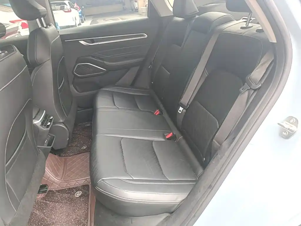 Geely Emgrand — миниатюра 17