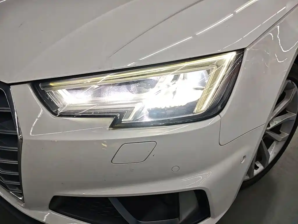 Audi A4L — миниатюра 24