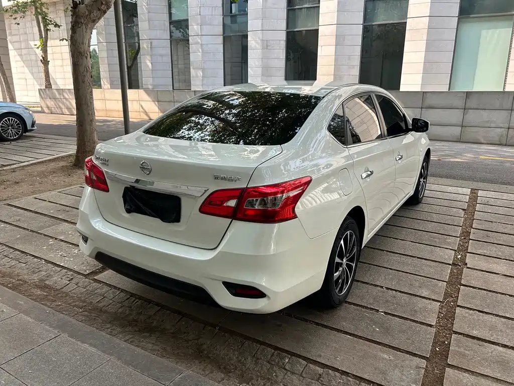 Nissan Sylphy — миниатюра 4