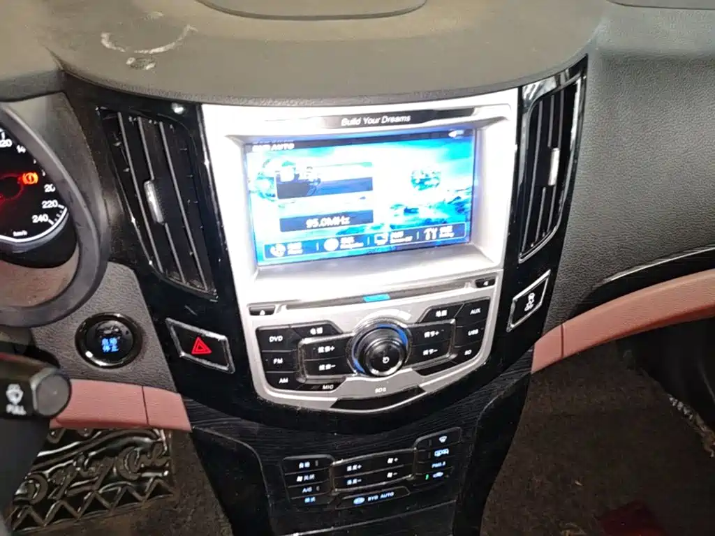 BYD Surui — миниатюра 13