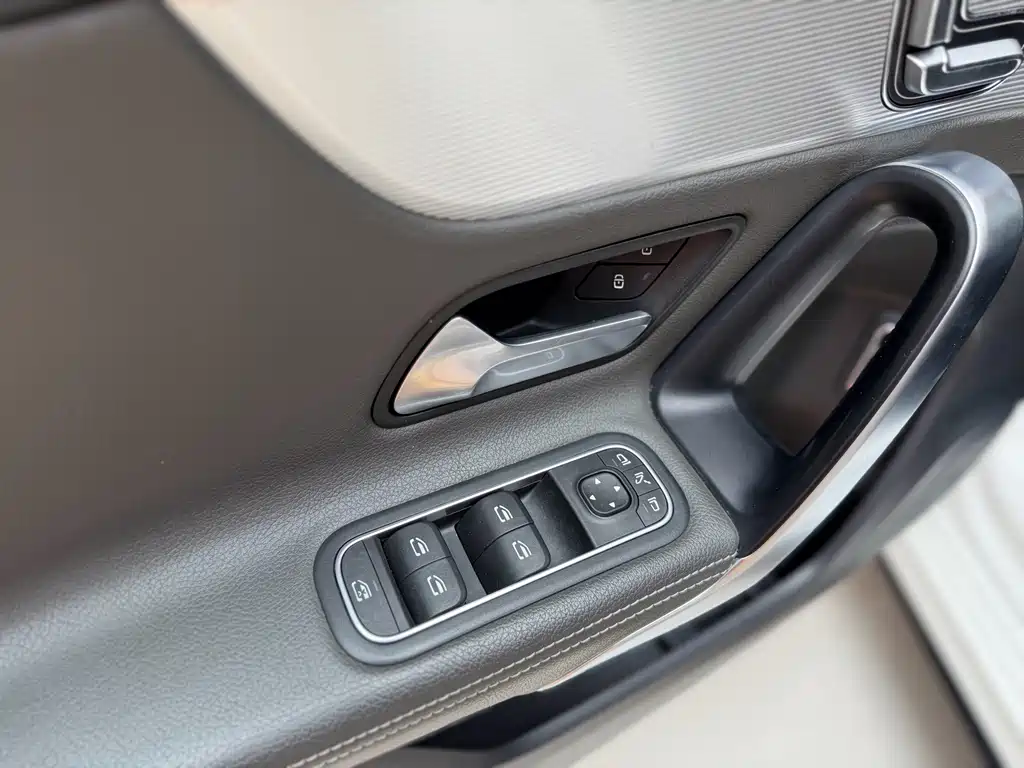 Mercedes-Benz A-Class AMG — миниатюра 16