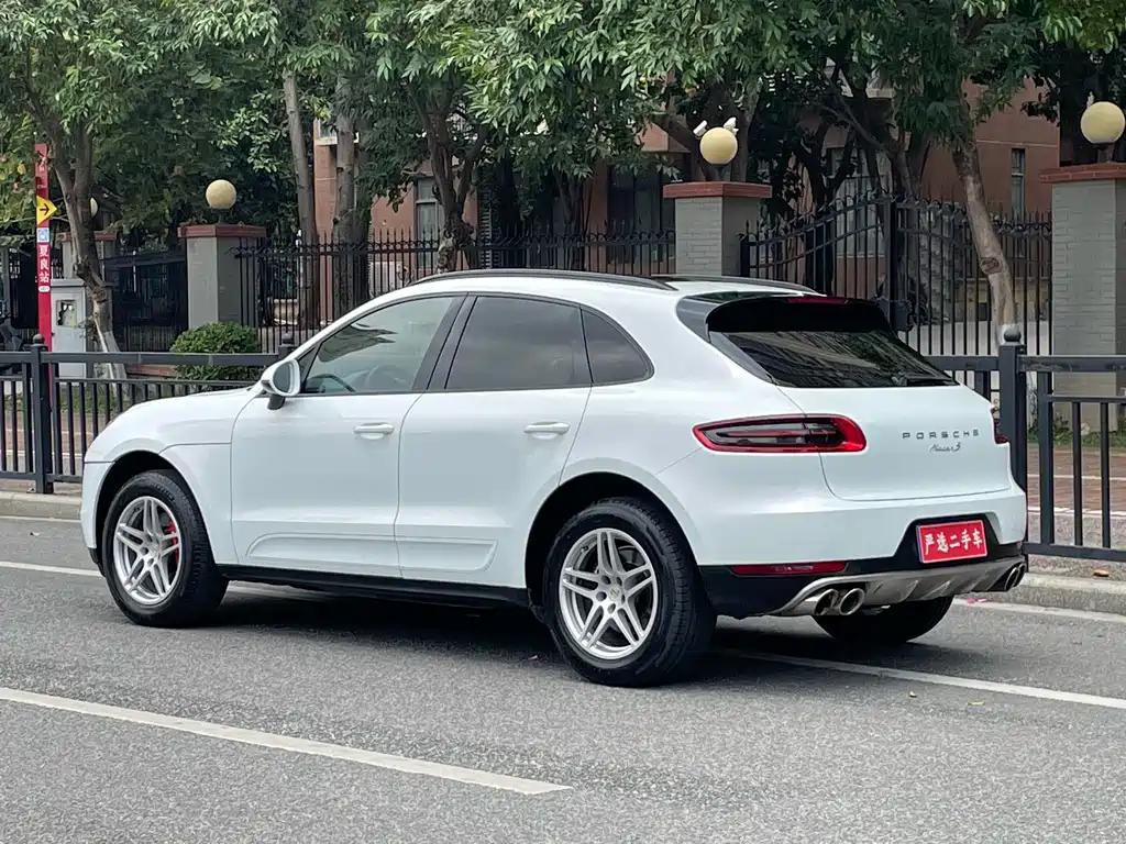 Porsche Macan — миниатюра 18