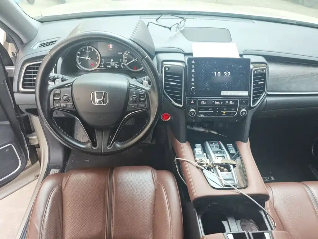 Honda UR-V — миниатюра 5