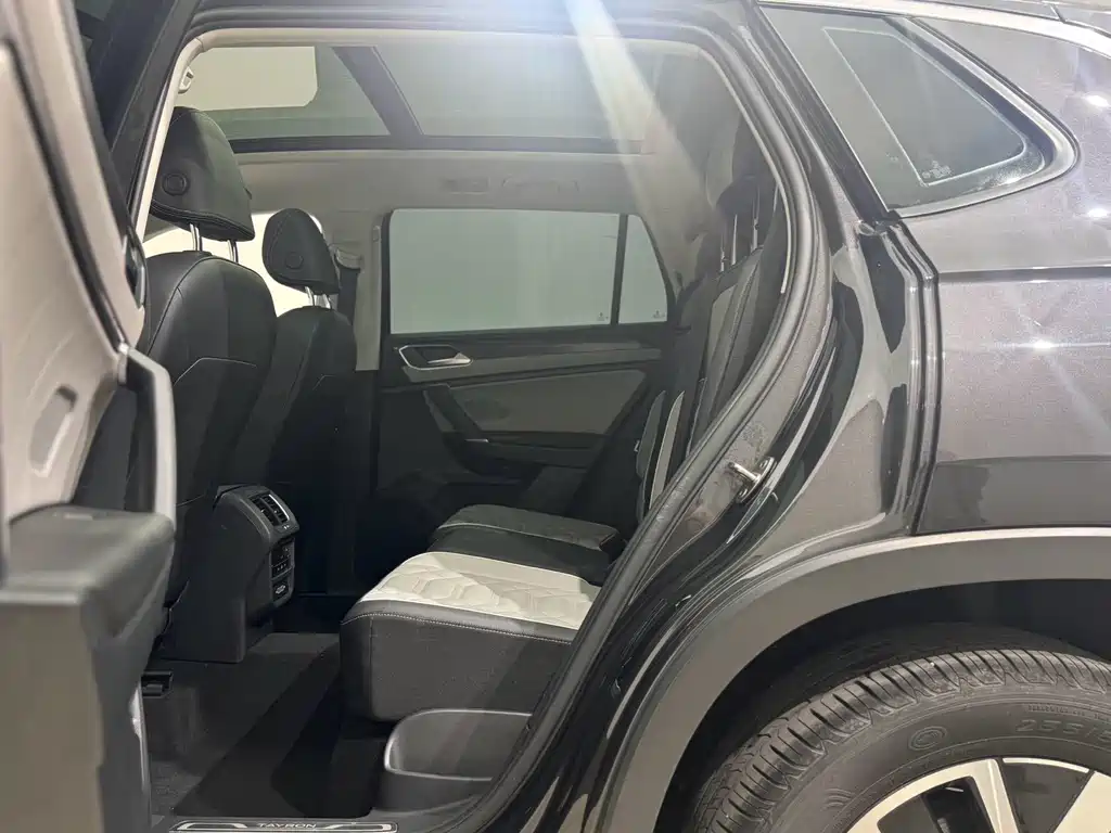 Volkswagen Tayron — миниатюра 10