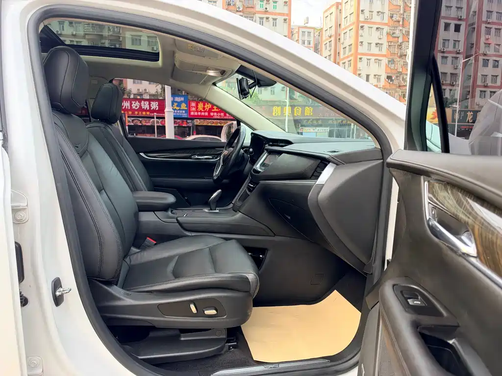 Cadillac XT5 — миниатюра 14