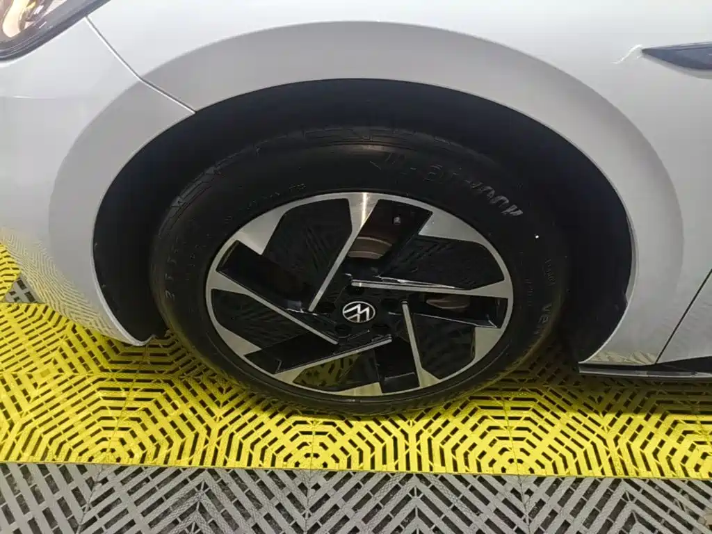 Volkswagen ID.3 — миниатюра 23
