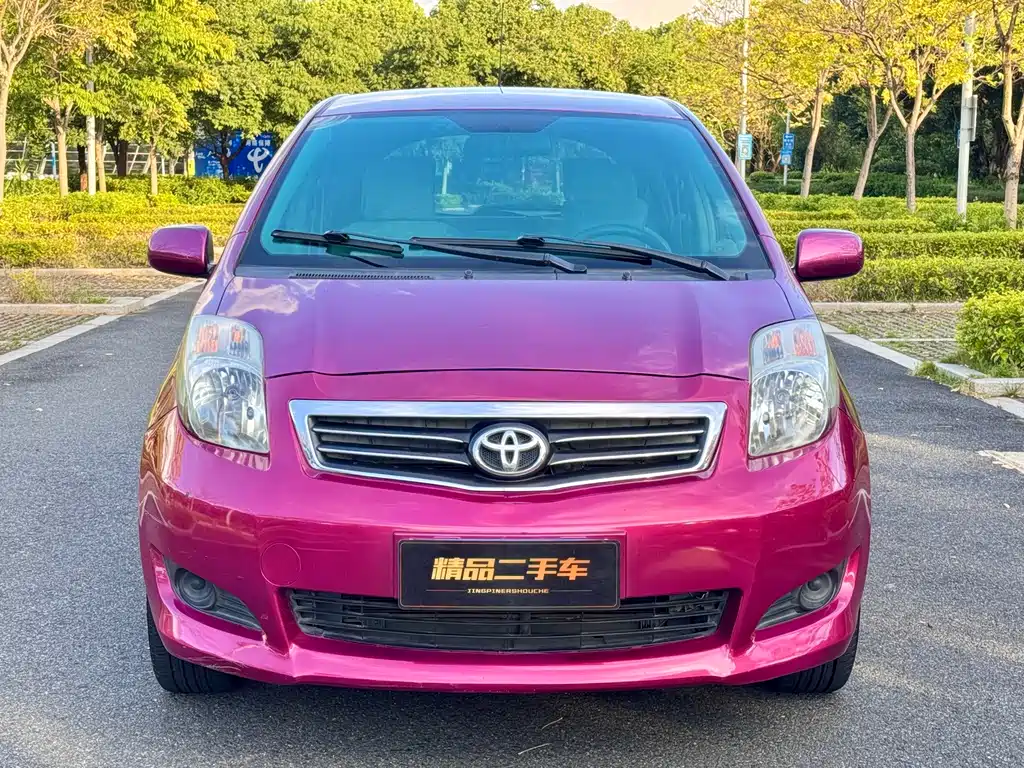 Toyota Yaris — миниатюра 2
