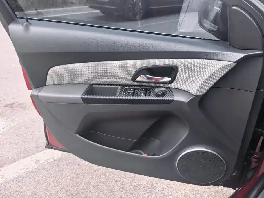 Chevrolet Cruze — миниатюра 7