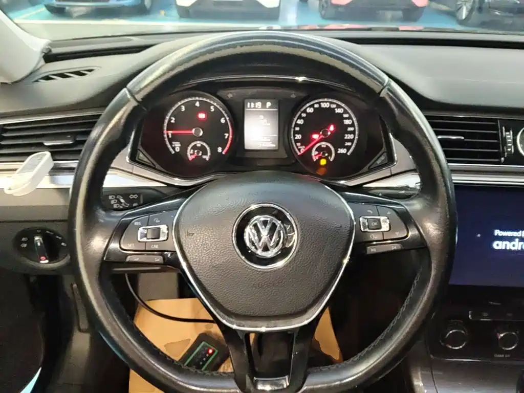 Volkswagen Passat — миниатюра 11