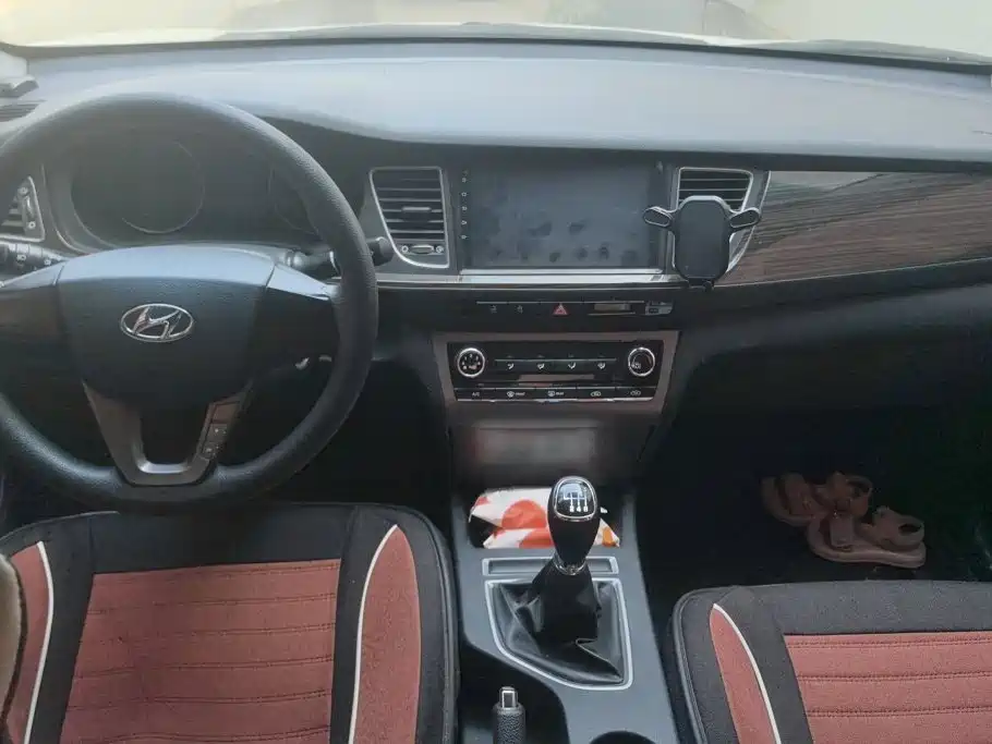 Hyundai Mistra — миниатюра 12