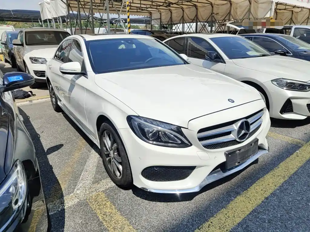Mercedes-Benz C-Class — миниатюра 4