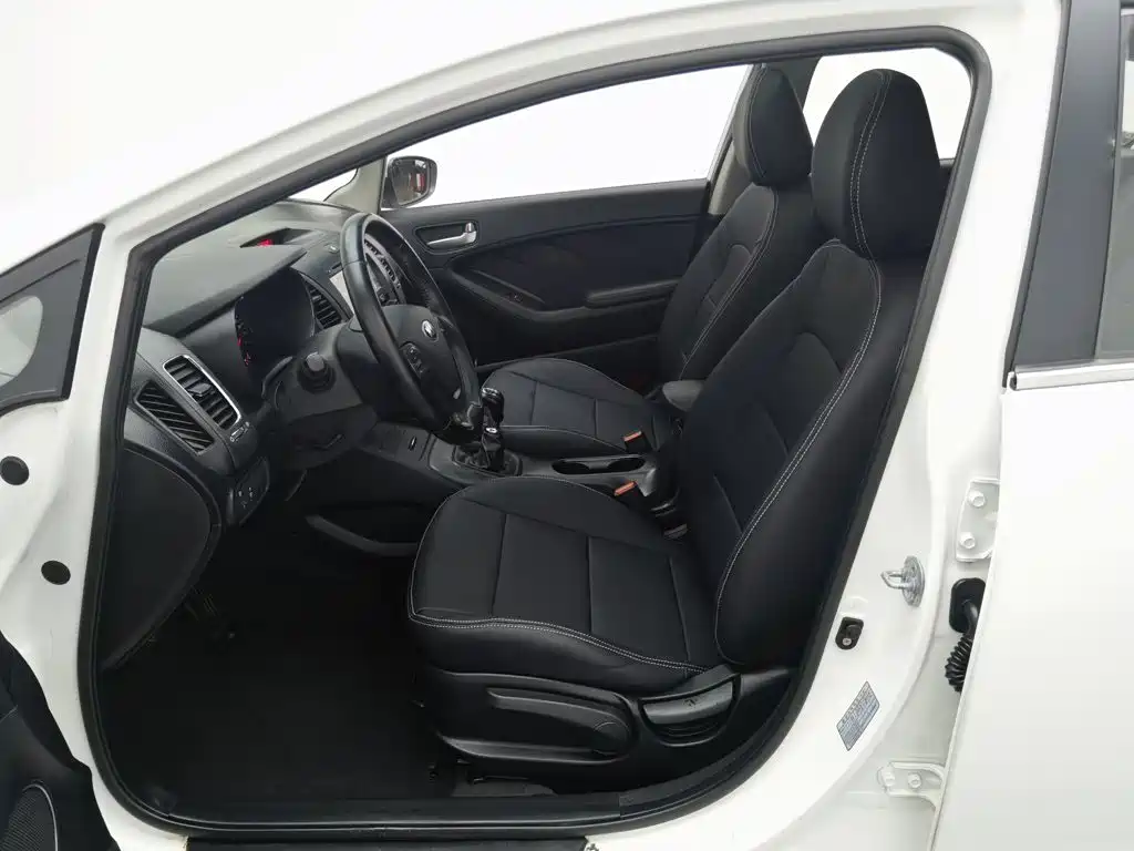 Kia K3S — миниатюра 10