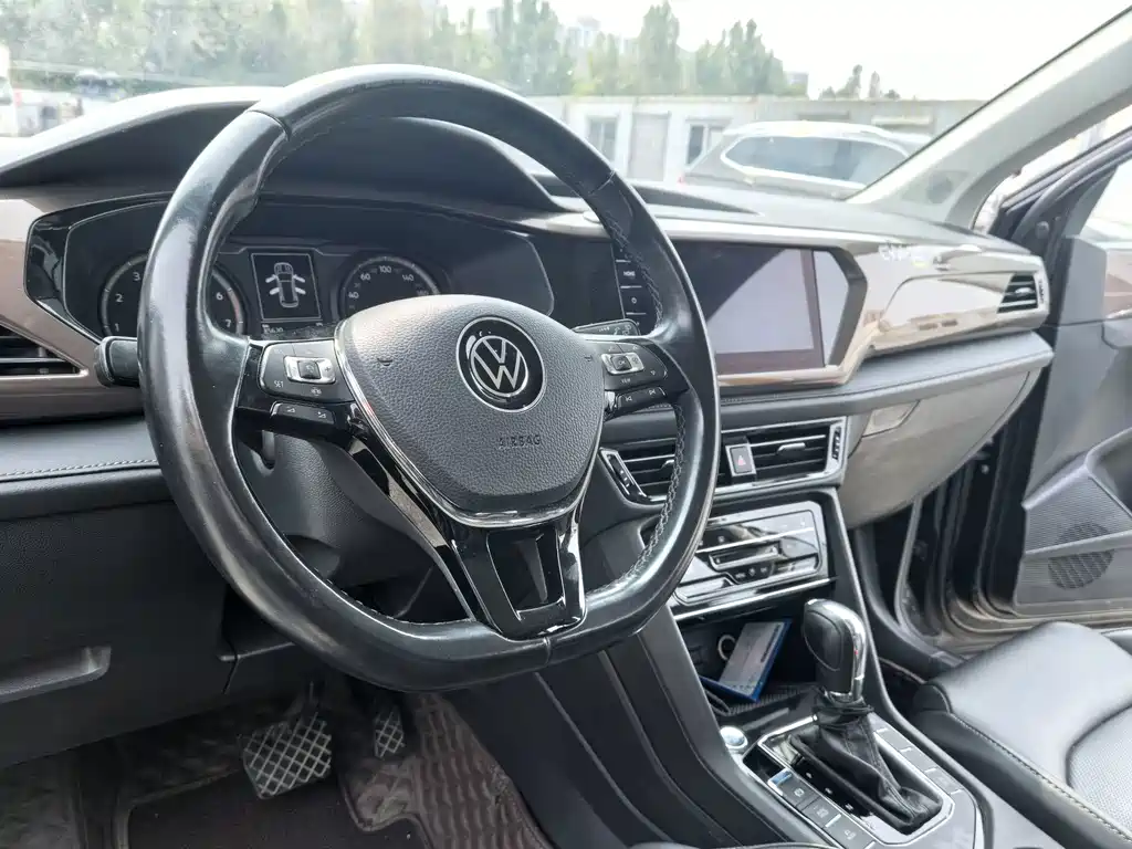Volkswagen Tharu — миниатюра 7