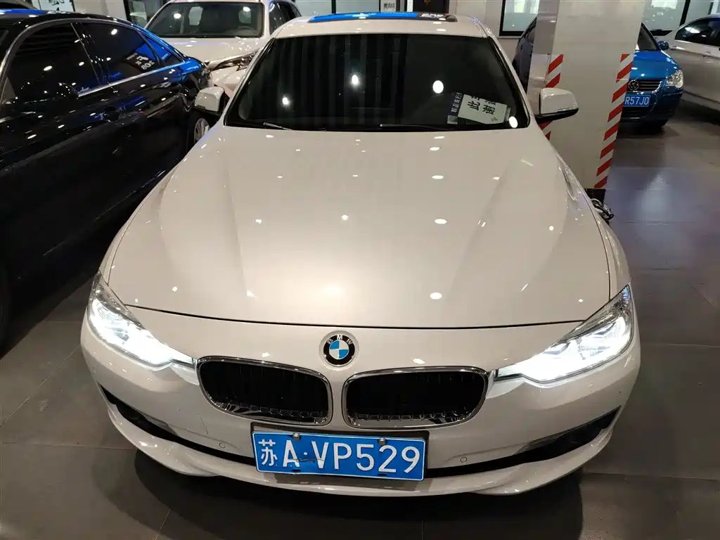 BMW  3 SERIES