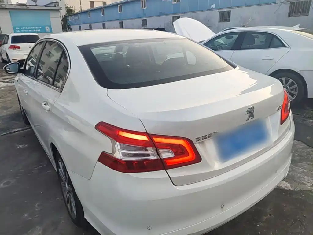 Peugeot 408 — миниатюра 5