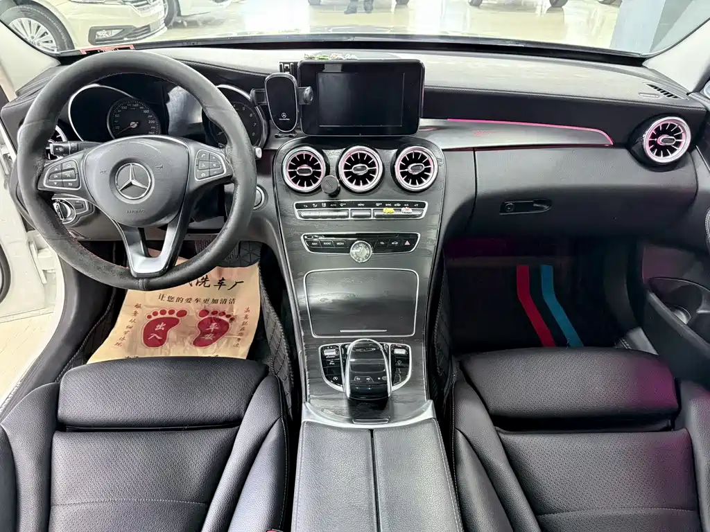 Mercedes-Benz C-Class — миниатюра 5