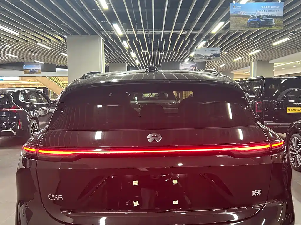 NIO ES6 — миниатюра 4