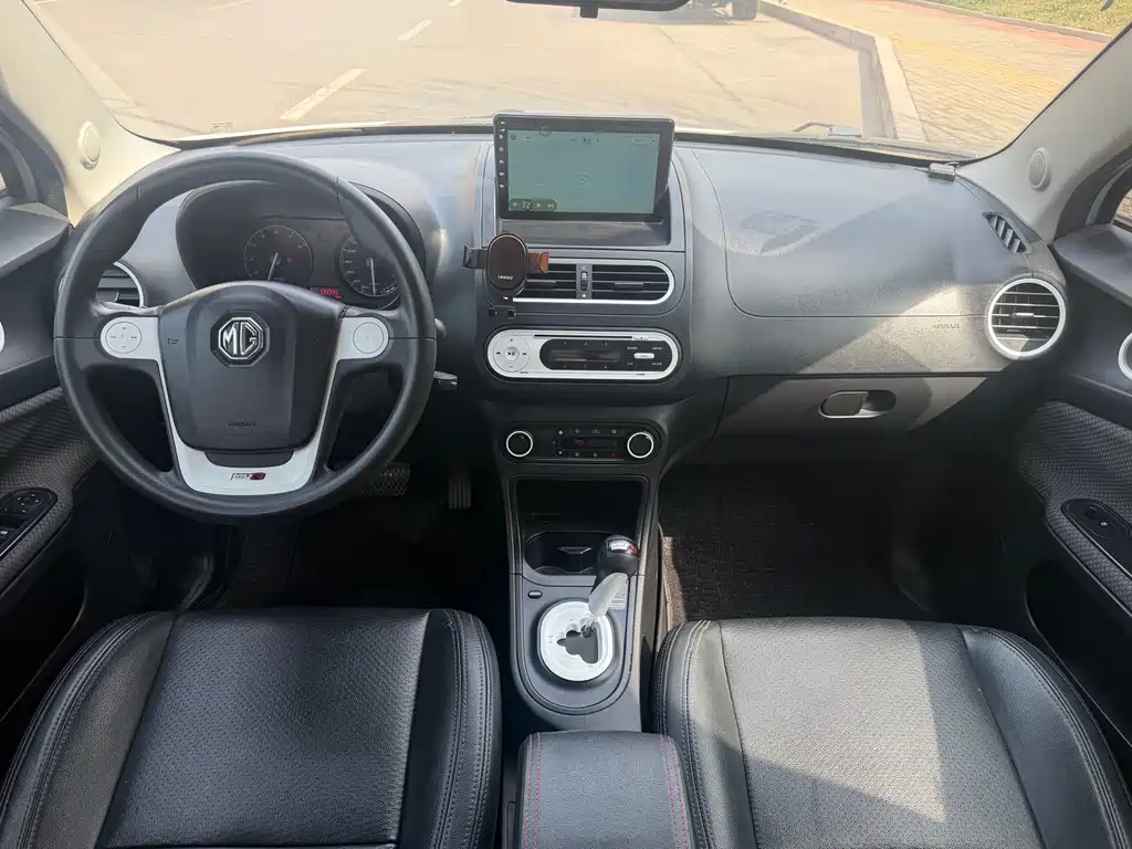 MG 3 2013 1.5L AMT Elite