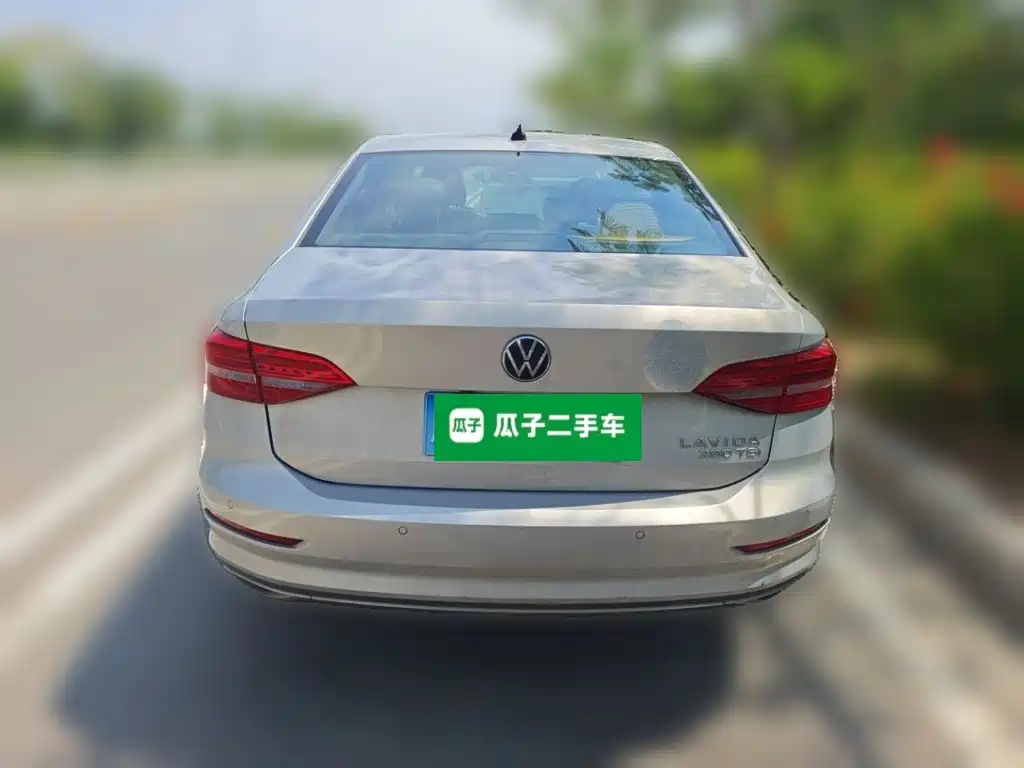 Volkswagen Lavida — миниатюра 3